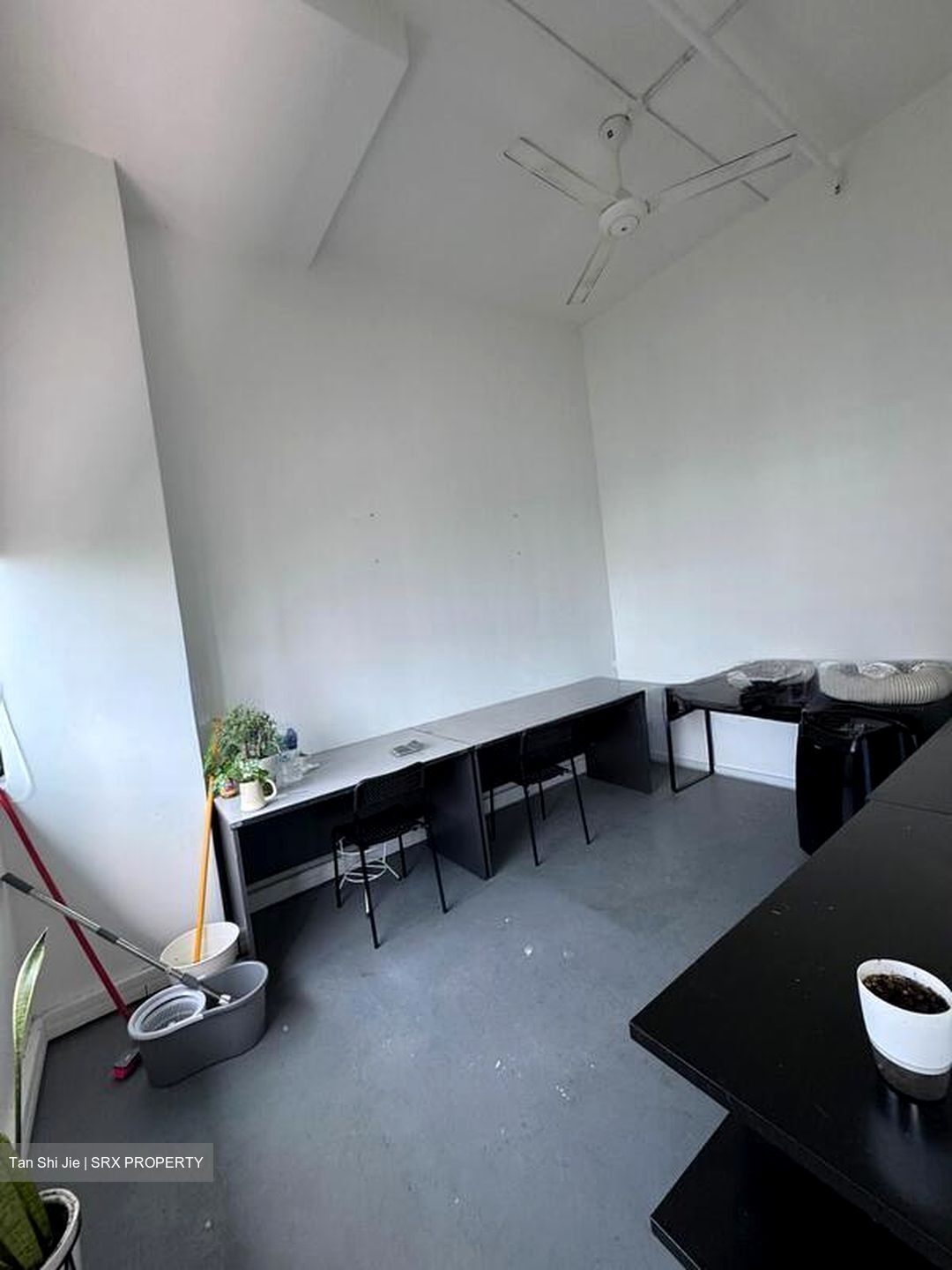 Woodlands 11 (D25), Factory #503853081